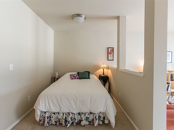 Bedroom (Studio)