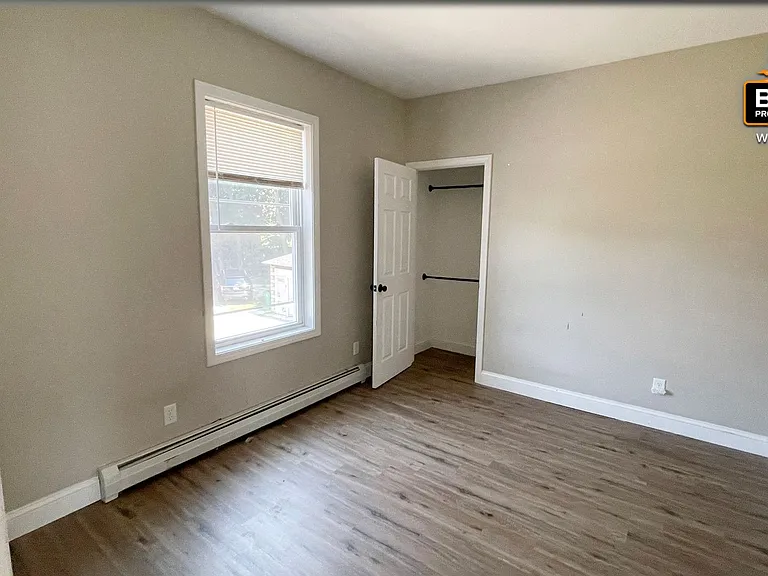 46 Myrtle Ave — Photo 12