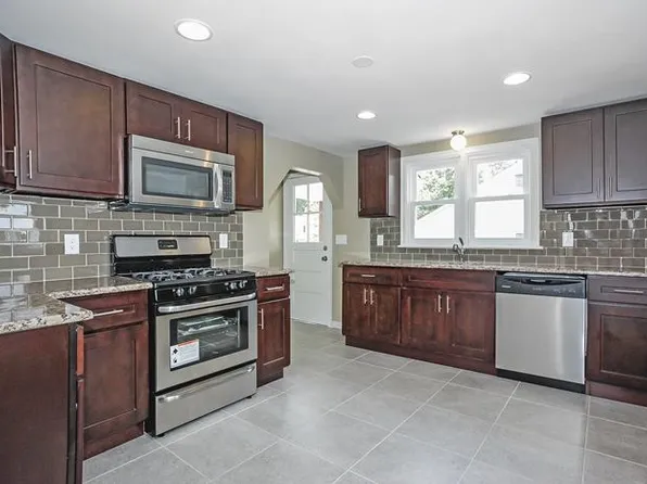 366 William St, Piscataway, NJ 08854