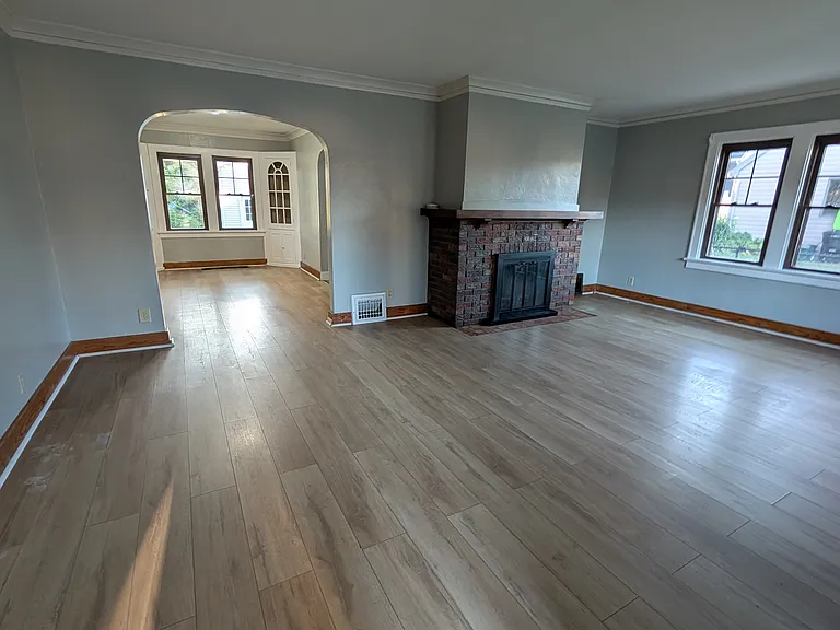 107 Court Dr — Photo 12
