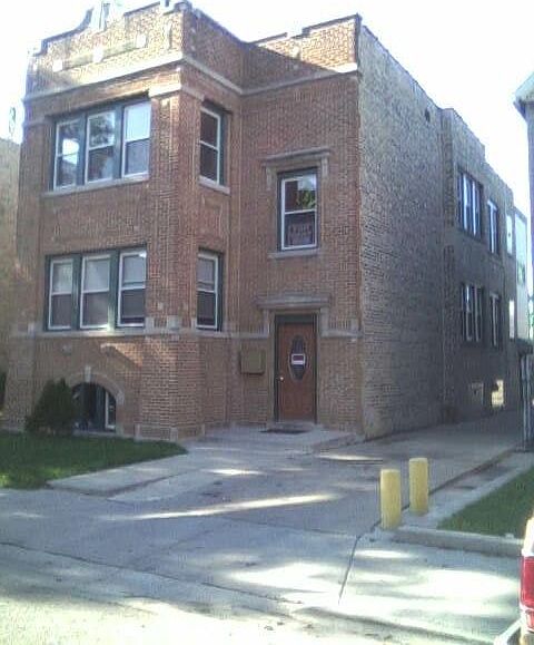 1st image of 3422 W Drummond Pl #1