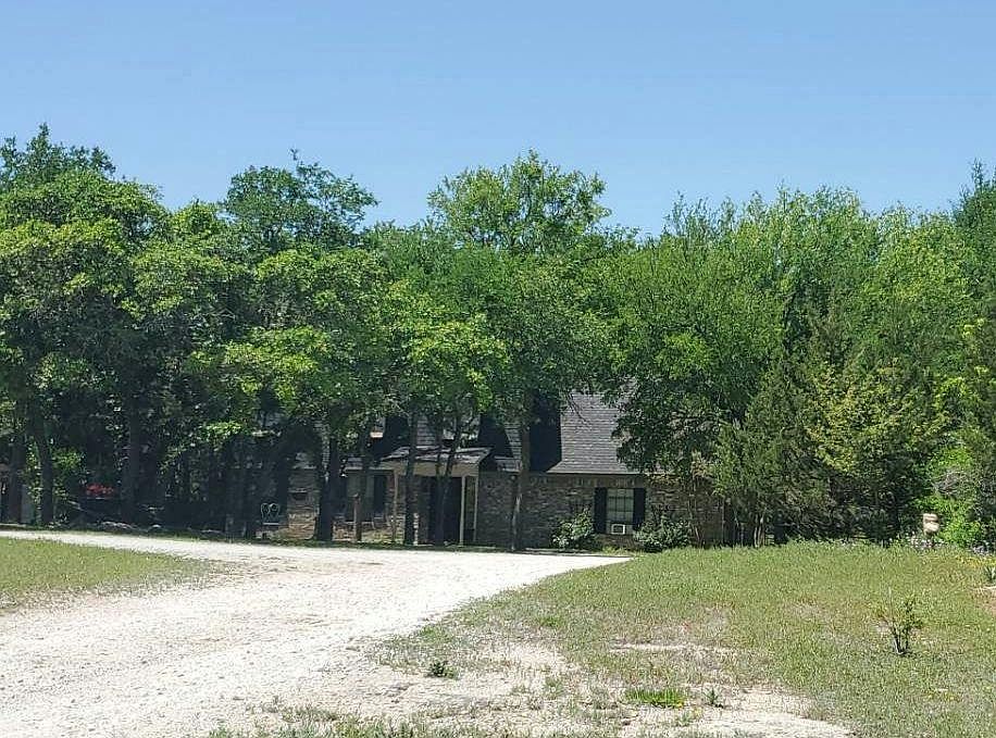 1st image of 222 Annetta Rd