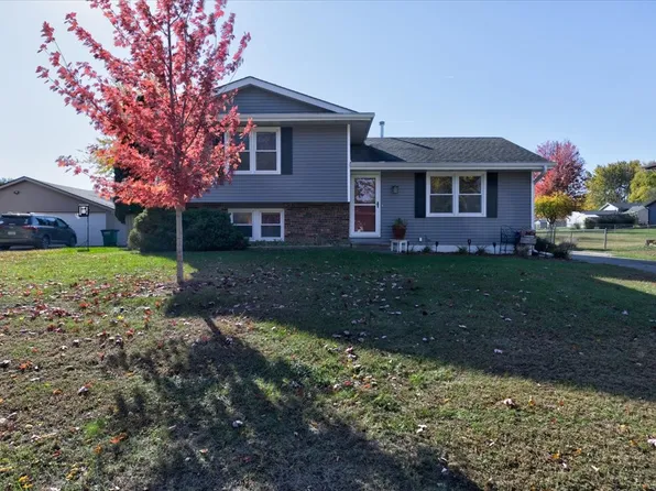1208 Bel Aire Rd, Polk City, IA 50226