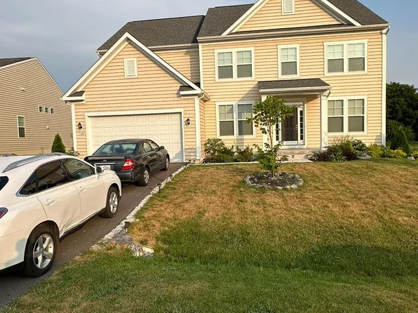 9322 Alloway Dr, Hagerstown, MD 21740