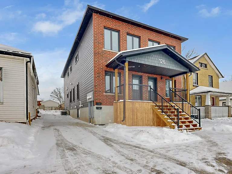 126 Price St #3 — Photo 1