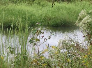 562 Roach Rd, Decaturville, TN 38329