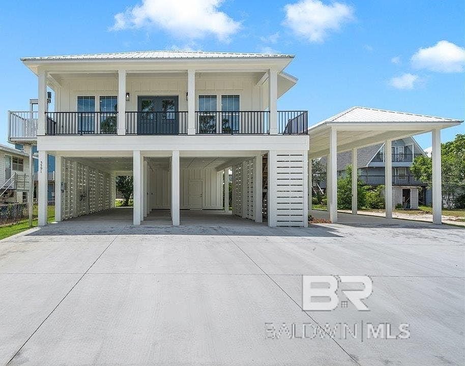 1st image of 5591 Armadillo Ave