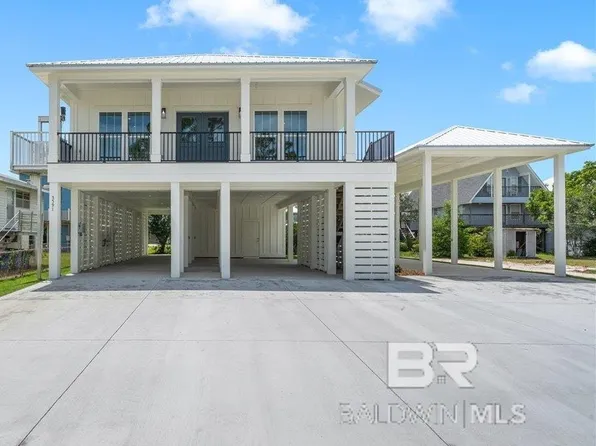 5591 Armadillo Ave, Orange Beach, AL 36561