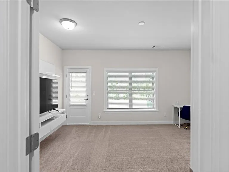 2042 Violet Ln — Photo 53