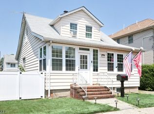 92 Wesley St, Clifton, NJ 07013