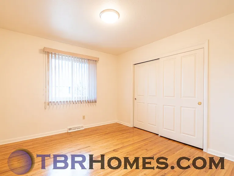 175 S Cody St — Photo 8