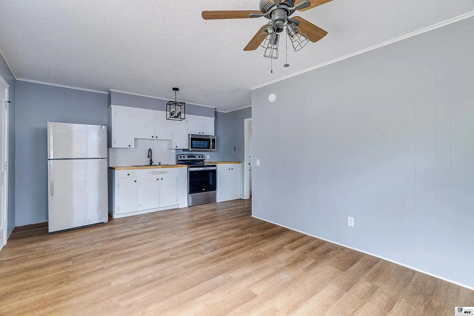 1 bed, 1.0 bath, 459 sqft, $850 — Photo 3