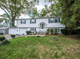 239 Pond Point Ave, Milford, CT 06460