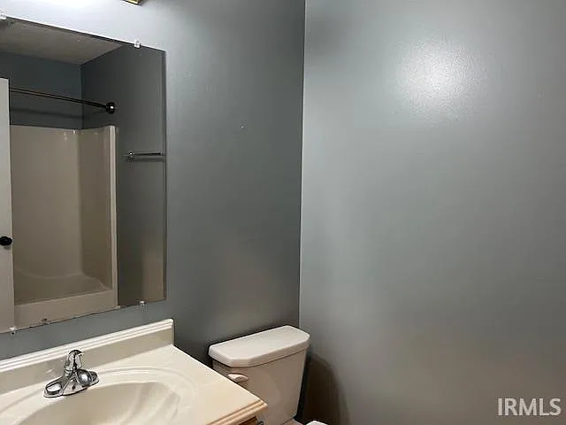 8001 Alexandra Ln — Photo 8