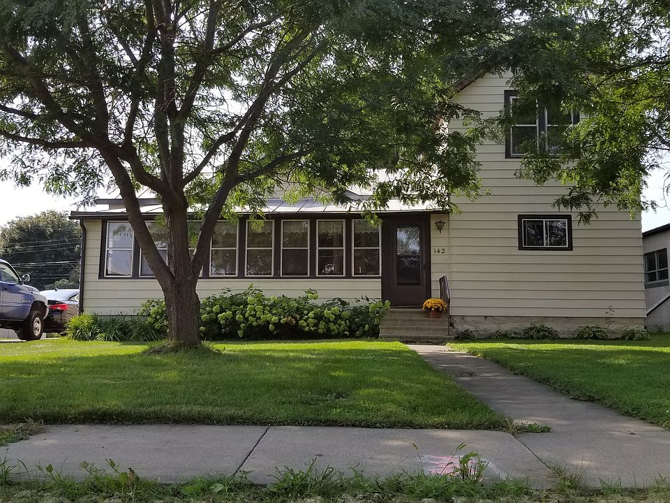 1st image of 142 Youlon St S