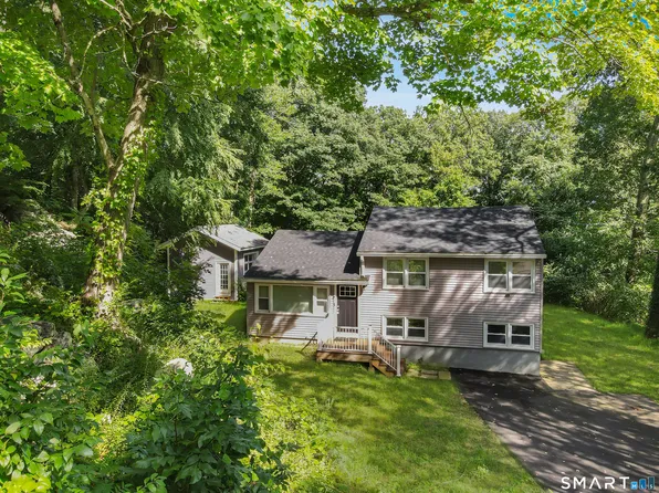 30 Birchwood Road, Monroe, CT 06468