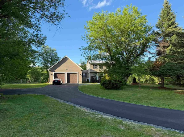 13 Ferry Road, Bow, NH 03304