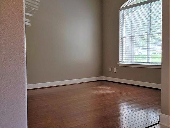 2nd image of 12000 Portobella Dr