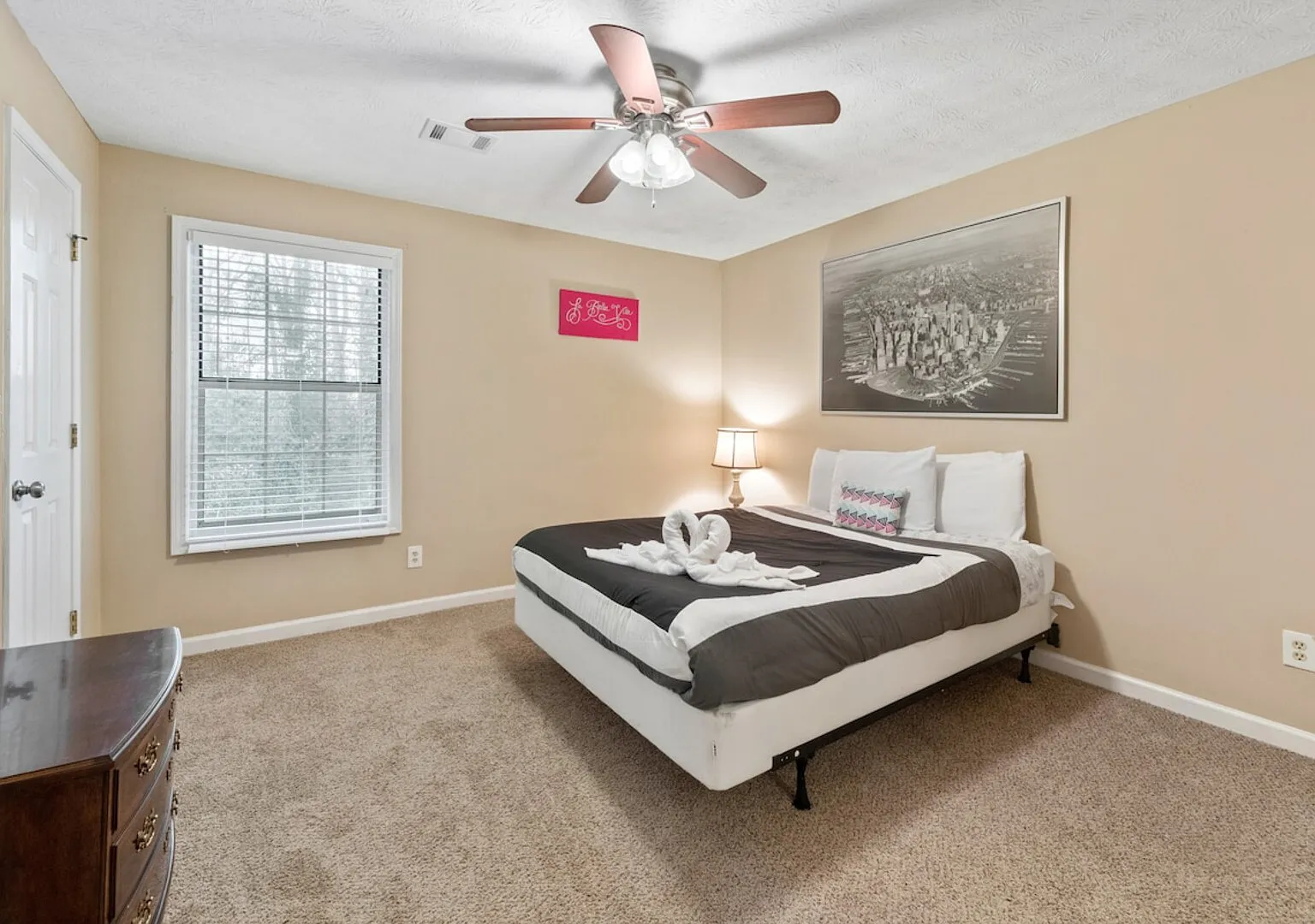 Conyers 2BR Retreat, Sleeps 4 Near Horse Park — Photo 3