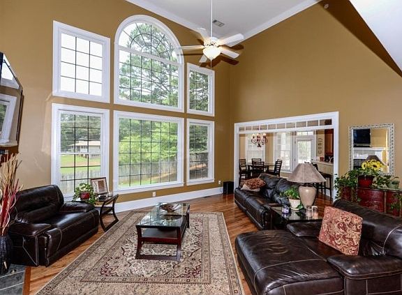 4th image of 5005 Kingsley Manor Ct