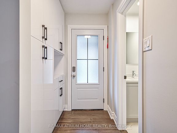 4th image of 61 Trothen Cir