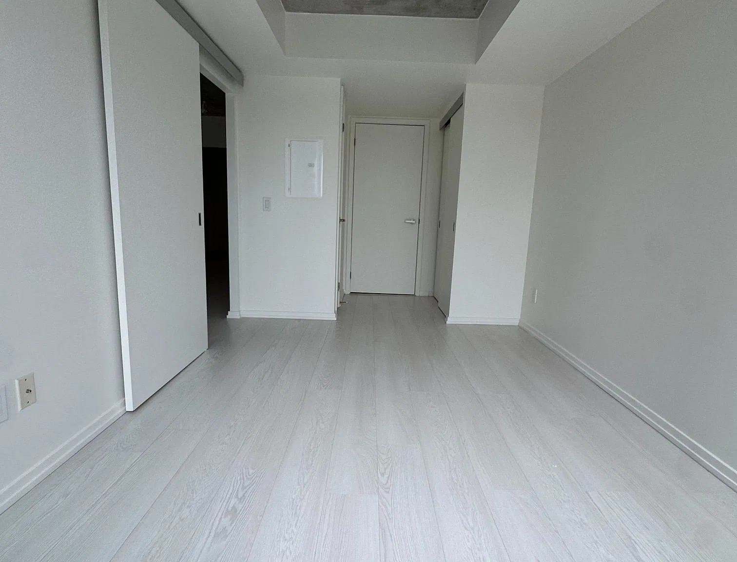 2 bed, $2,600 — Photo 4