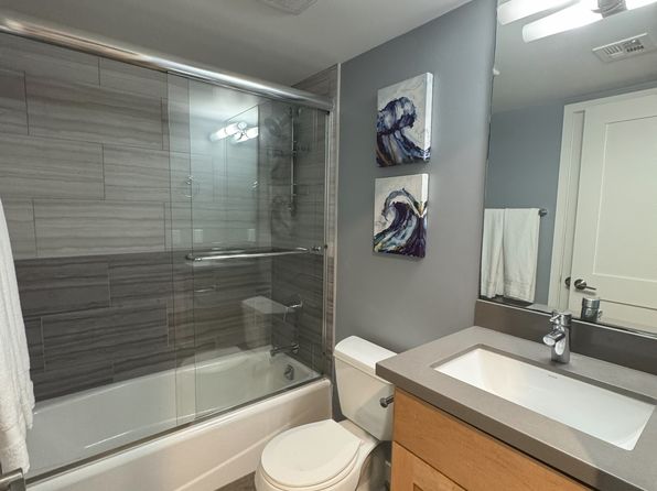802 Ostend Ct