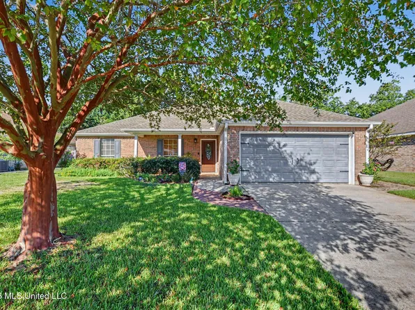 757 Waters View Dr, Biloxi, MS 39532