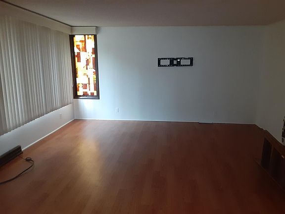 5th image of 707 Van Buskirk Rd