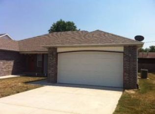 168 W Nicholas St, Republic, MO 65738