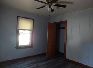 2028 S College St, Springfield, IL 62704