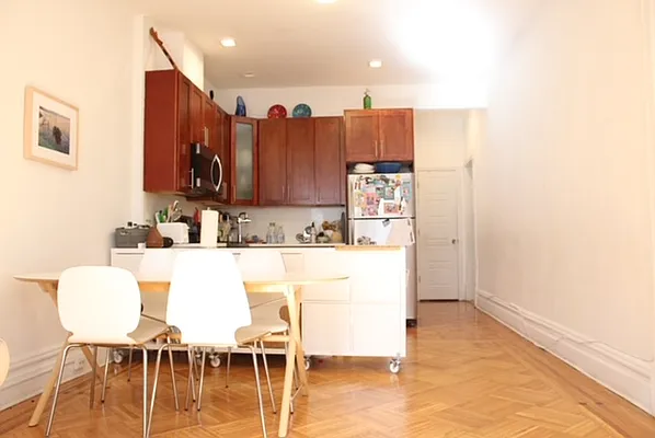 Rented by R New York | media 5