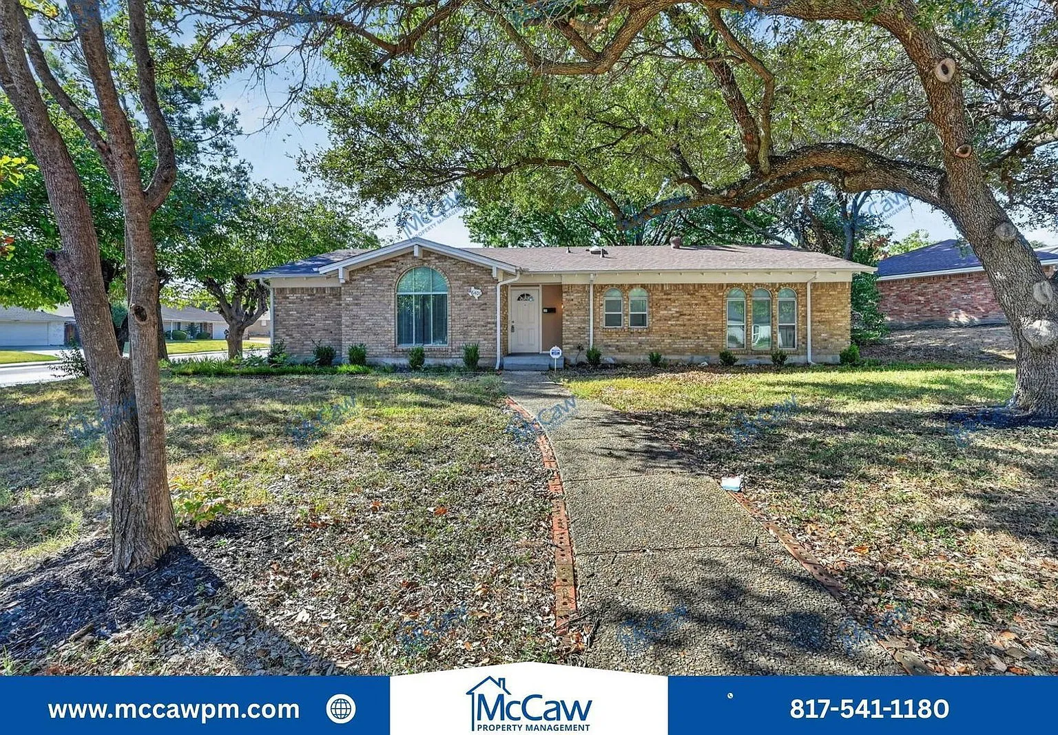 3 bed, 2.0 bath, 1926 sqft, $2,250 — Photo 1