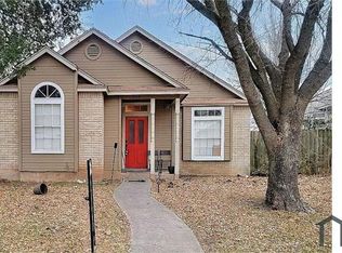 904 Thackeray Ln, Pflugerville, TX 78660