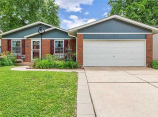 2932 Dividend Park Dr, Florissant, MO