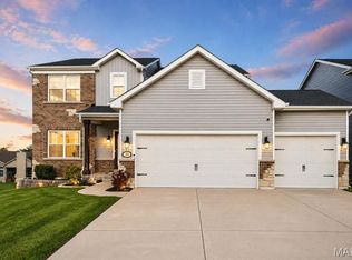 318 Regents Park Ave, Wentzville, MO 63385
