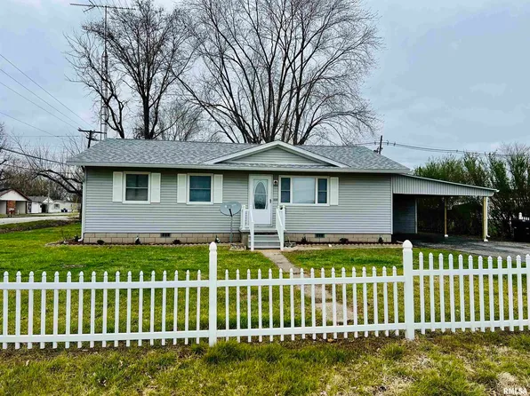 444 W 17th St, Centralia, IL 62801