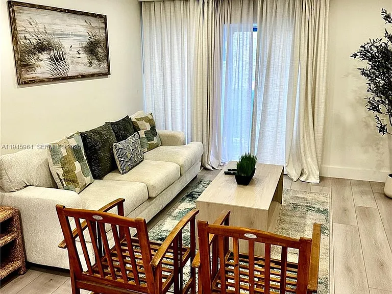 400 Kings Point Dr #1517 — Photo 12