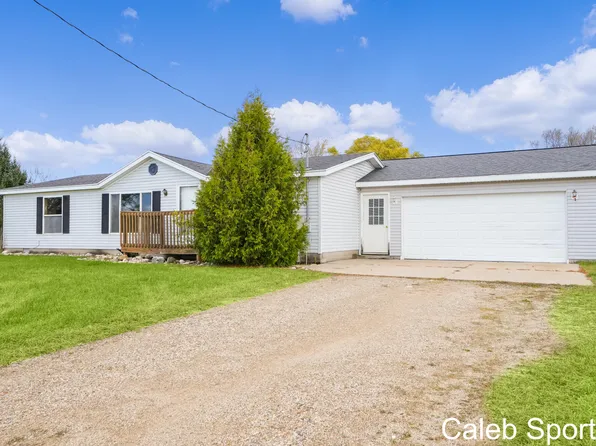 4135 Sixteen Mile Rd, Kent City, MI 49330