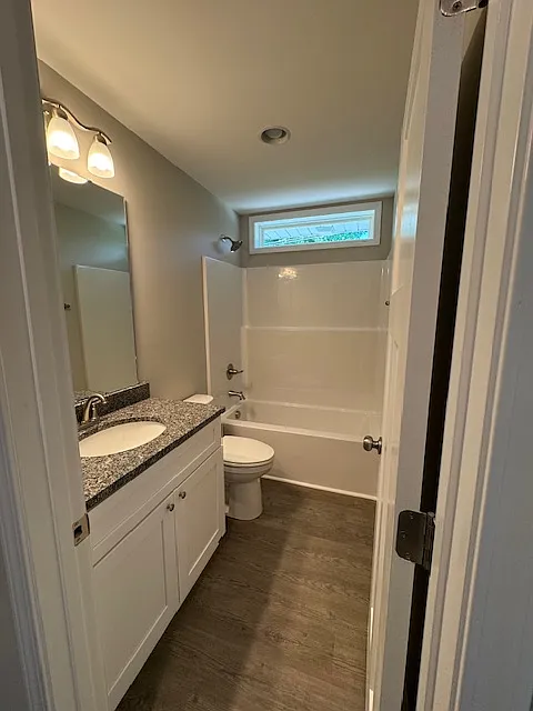 3 bed, 2.5 bath, 2000 sqft, $1,800 — Photo 4
