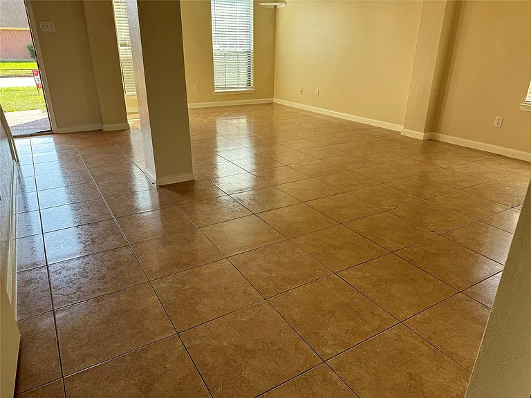 9347 Eaglewood Spring Dr — Photo 16