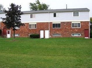 106 Woodlands, Brockport, NY 14420