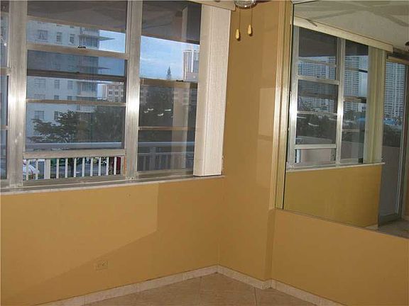 2nd image of 250 174th St APT 305