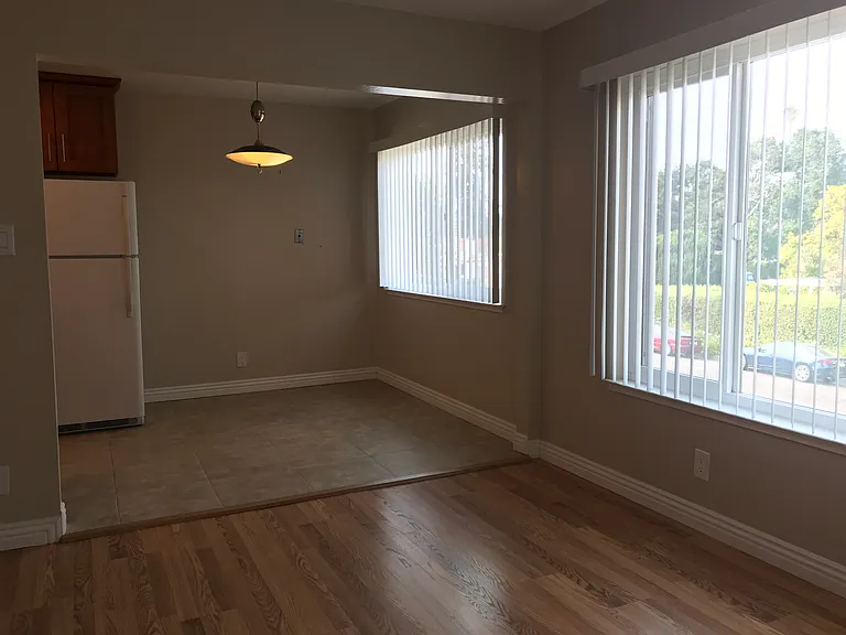 954 Palm Ave #3 — Photo 4