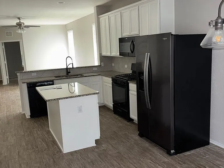 1101 Cliffbrake Way — Photo 11