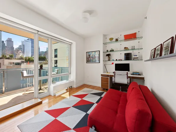 454 West 54th Street image 10 of 17