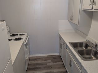 1311 1/2 21st St #2, Huntsville, TX 77340
