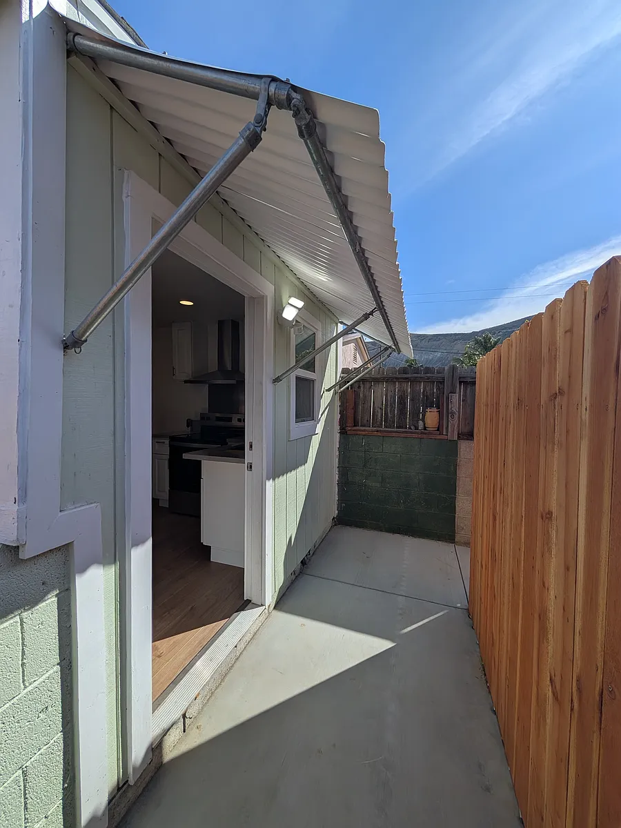 Building Photo - 117 Comstock Dr