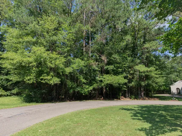 5875 Barrow Pl, Saint Francisville, LA 70775