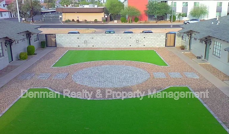 4306 N 12th St #8 — Photo 2
